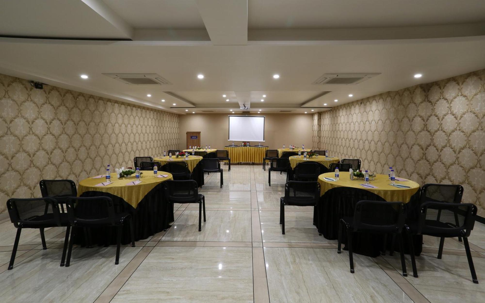 Grand Kailash Hotel Aurangabad  Exterior foto