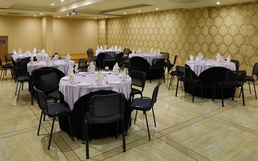 Grand Kailash Hotel Aurangabad  Exterior foto